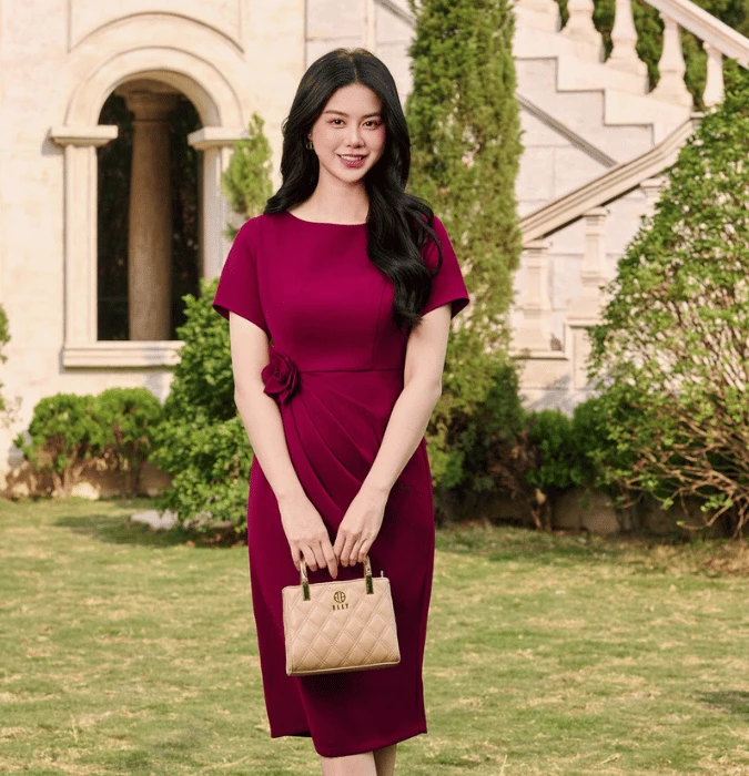 dáng người hình chữ nhật nên mặc gì