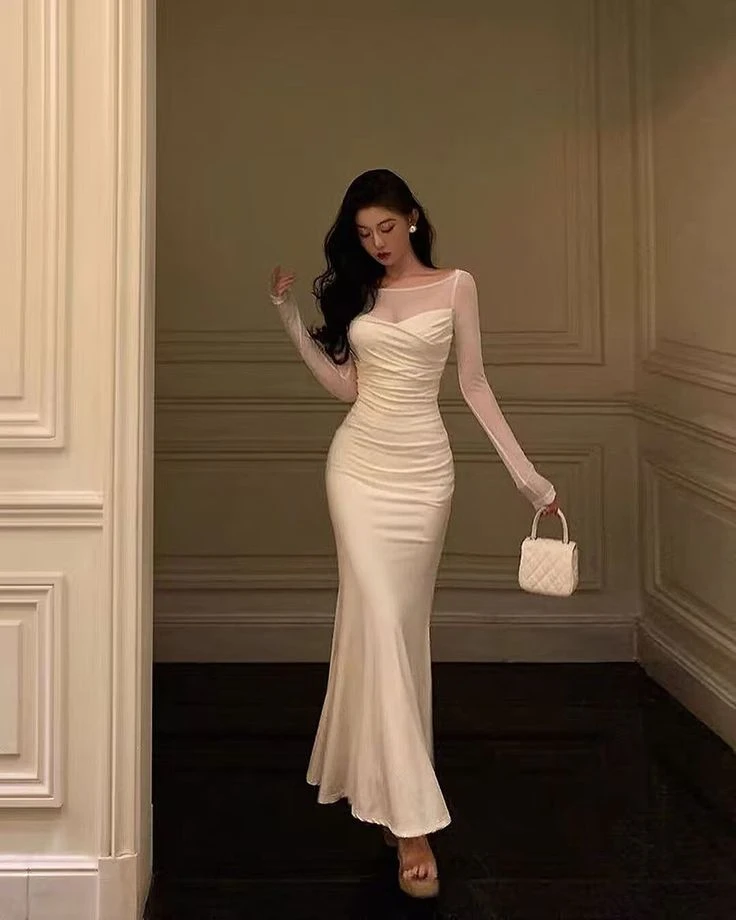 nữ vai rộng nên mặc gì