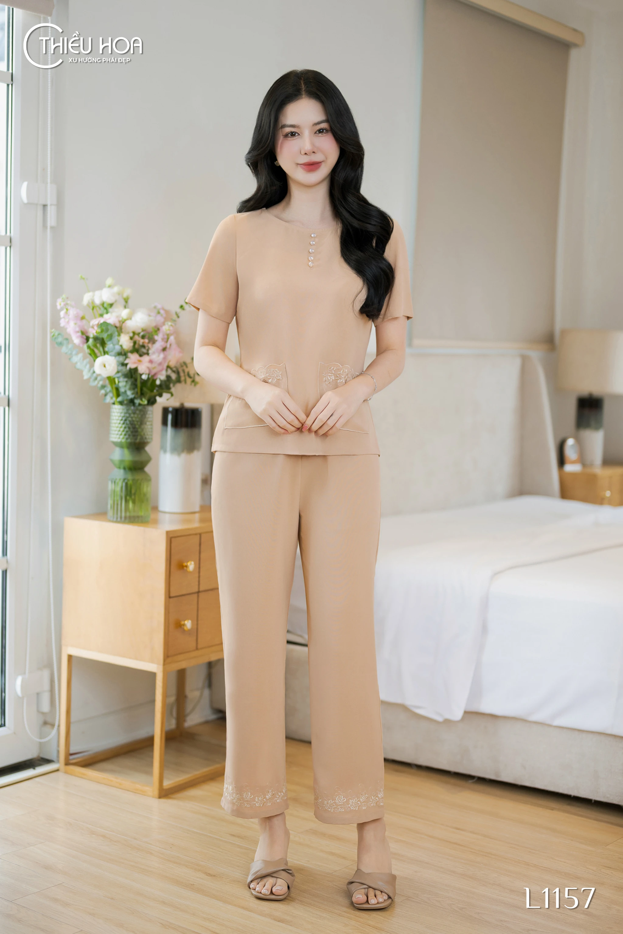 đồ bộ trung niên kiểu đẹp - set cổ tròn quần suông màu be