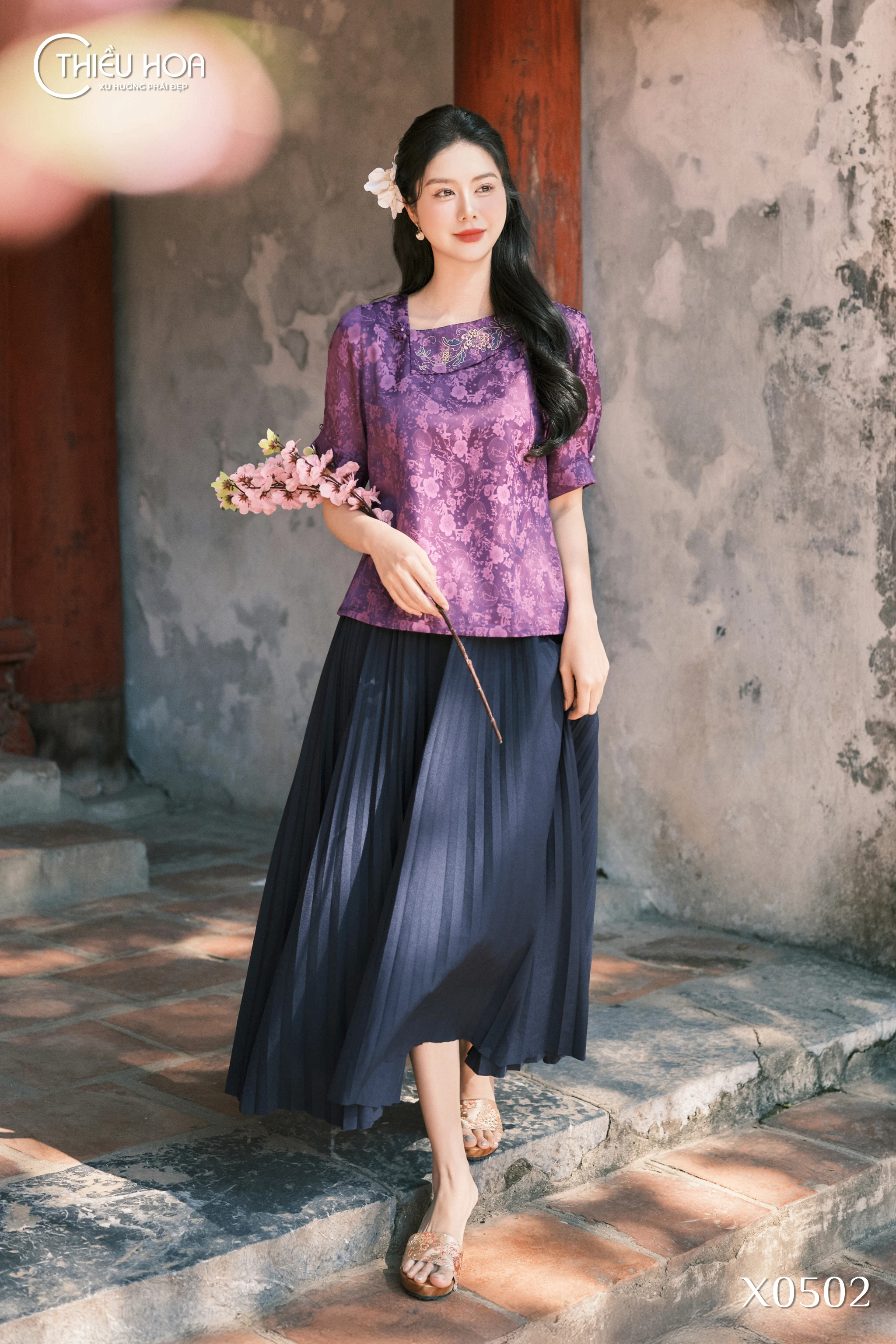 15-mau-ao-trung-nien-sang-trong-nhat-giup-me-mac-dep-dip-tet 0