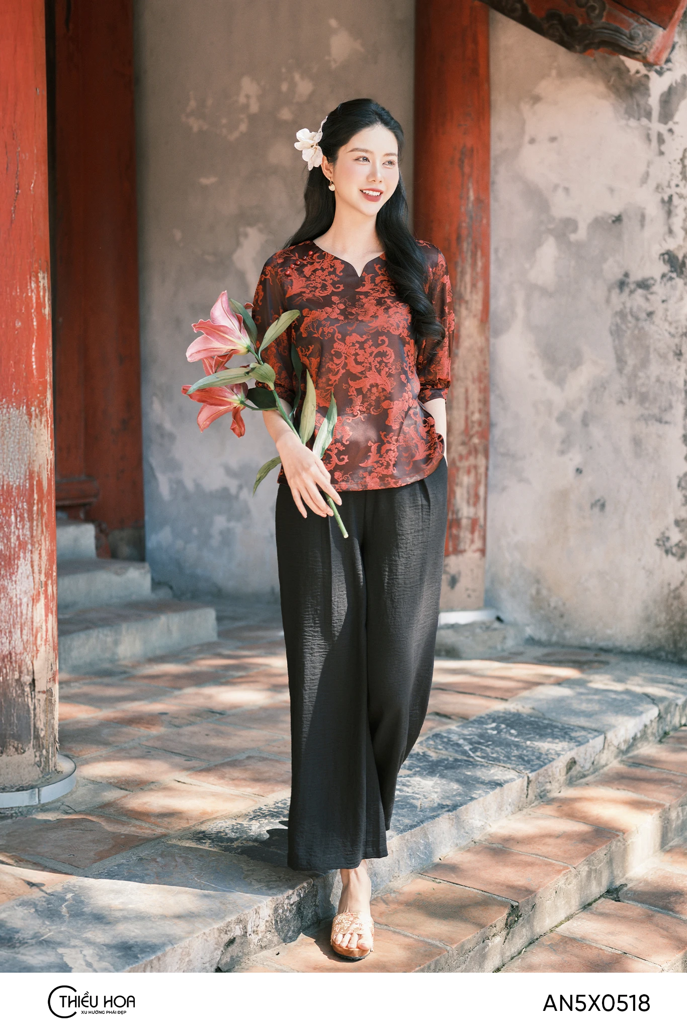 top-15-mau-thoi-trang-trung-nien-sang-trong-dien-tet-qua-tang-me-y-nghia 6