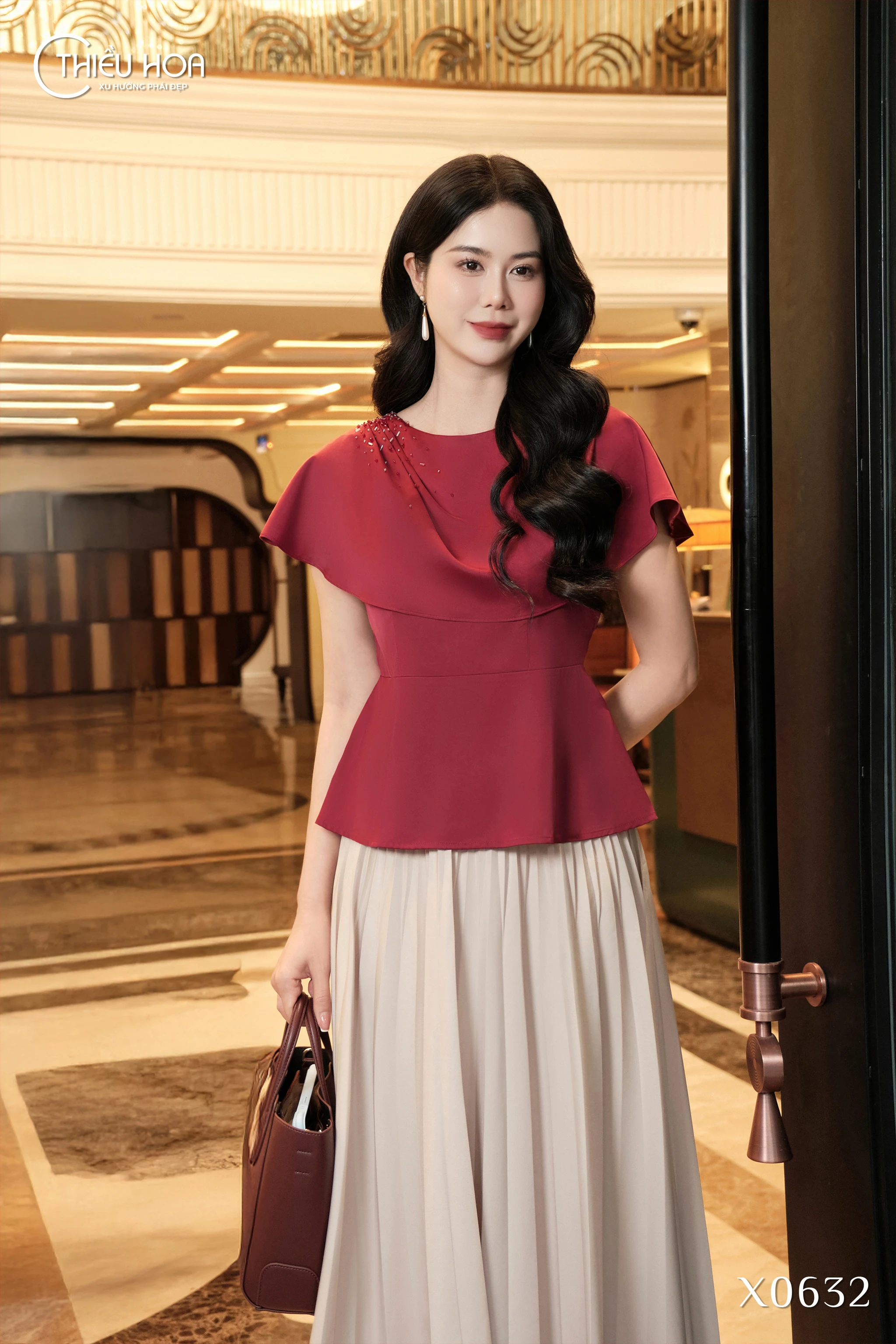 10-phong-cach-thoi-trang-trung-nien-thanh-lich-sanh-dieu-cho-quy-ba-u50 6