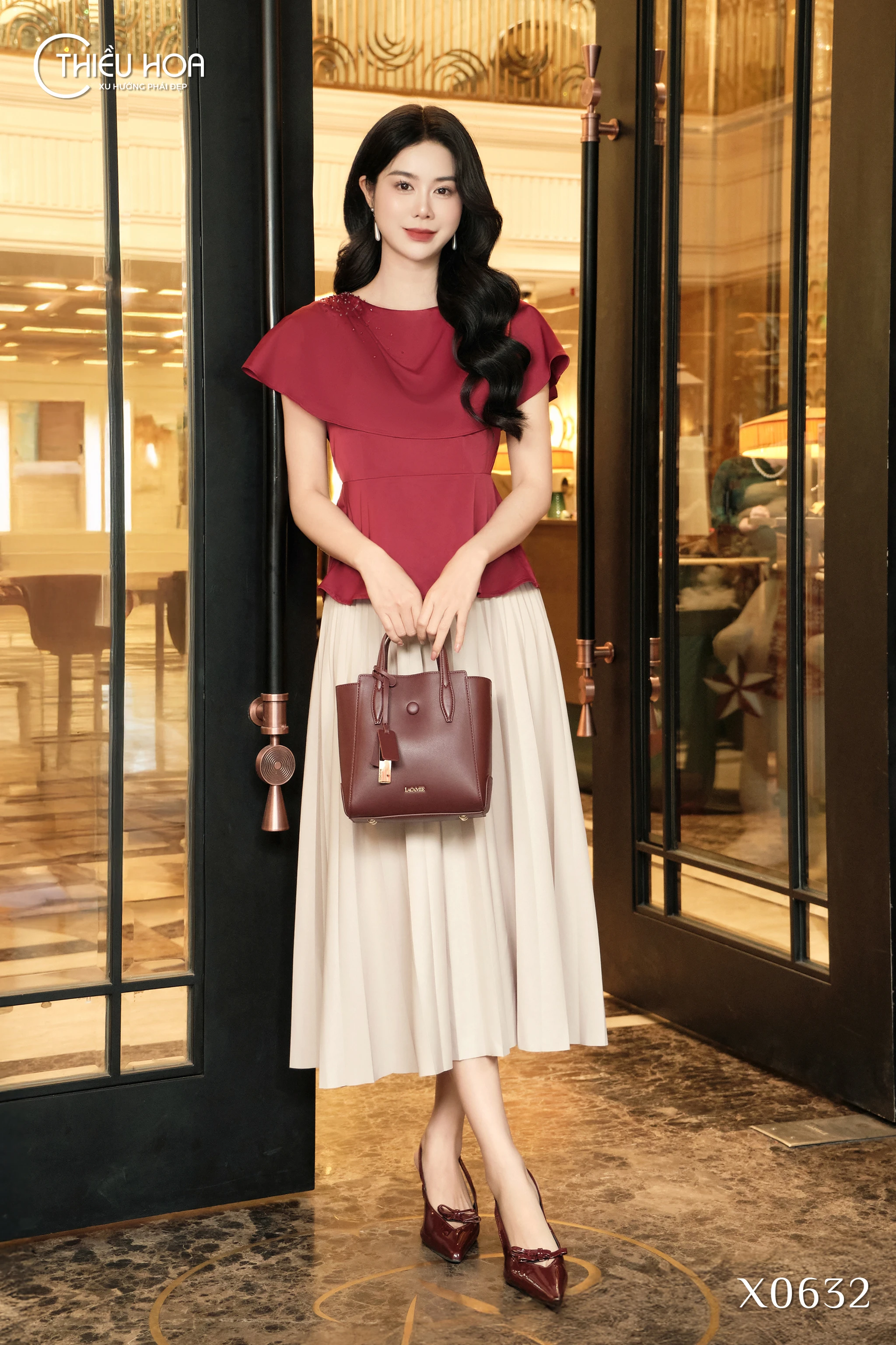 15-mau-ao-trung-nien-sang-trong-nhat-giup-me-mac-dep-dip-tet 4