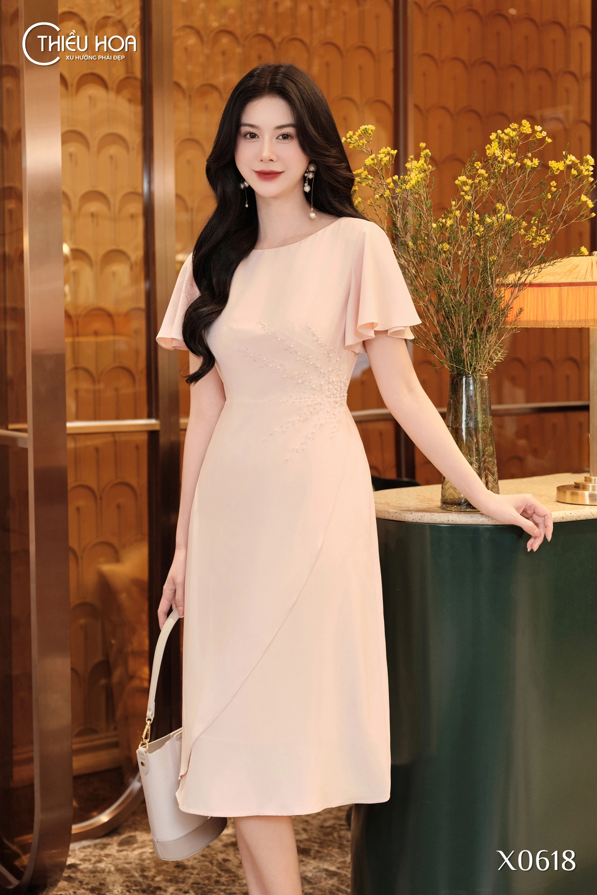 bo-suu-tap-dam-suong-thoi-trang-trung-nien-cao-cap-che-bung-mo-hoan-hao 1