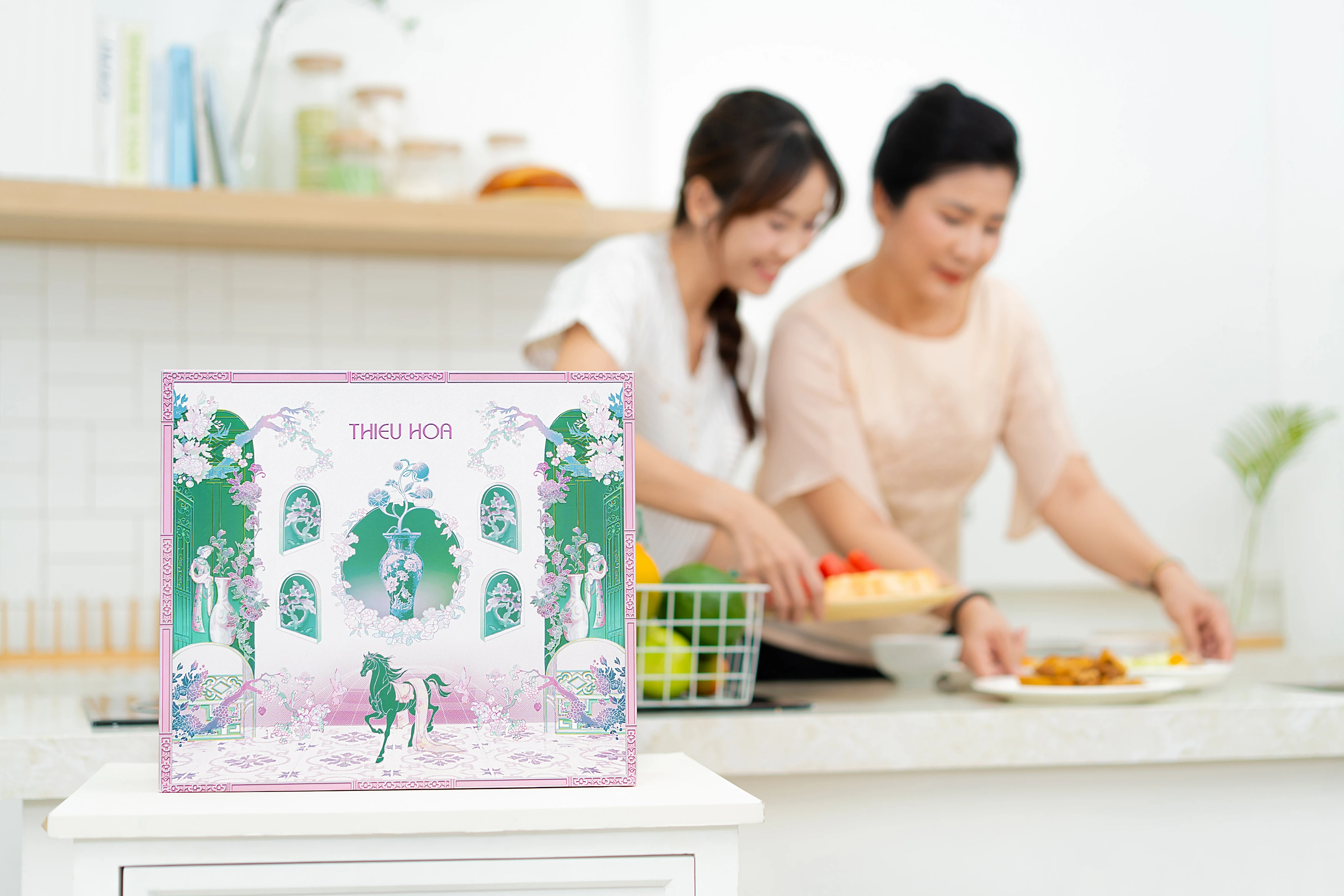 top-5-set-qua-tang-me-cao-cap-giup-me-luon-tu-tin-va-rang-ro-trong-moi-su-kien 0