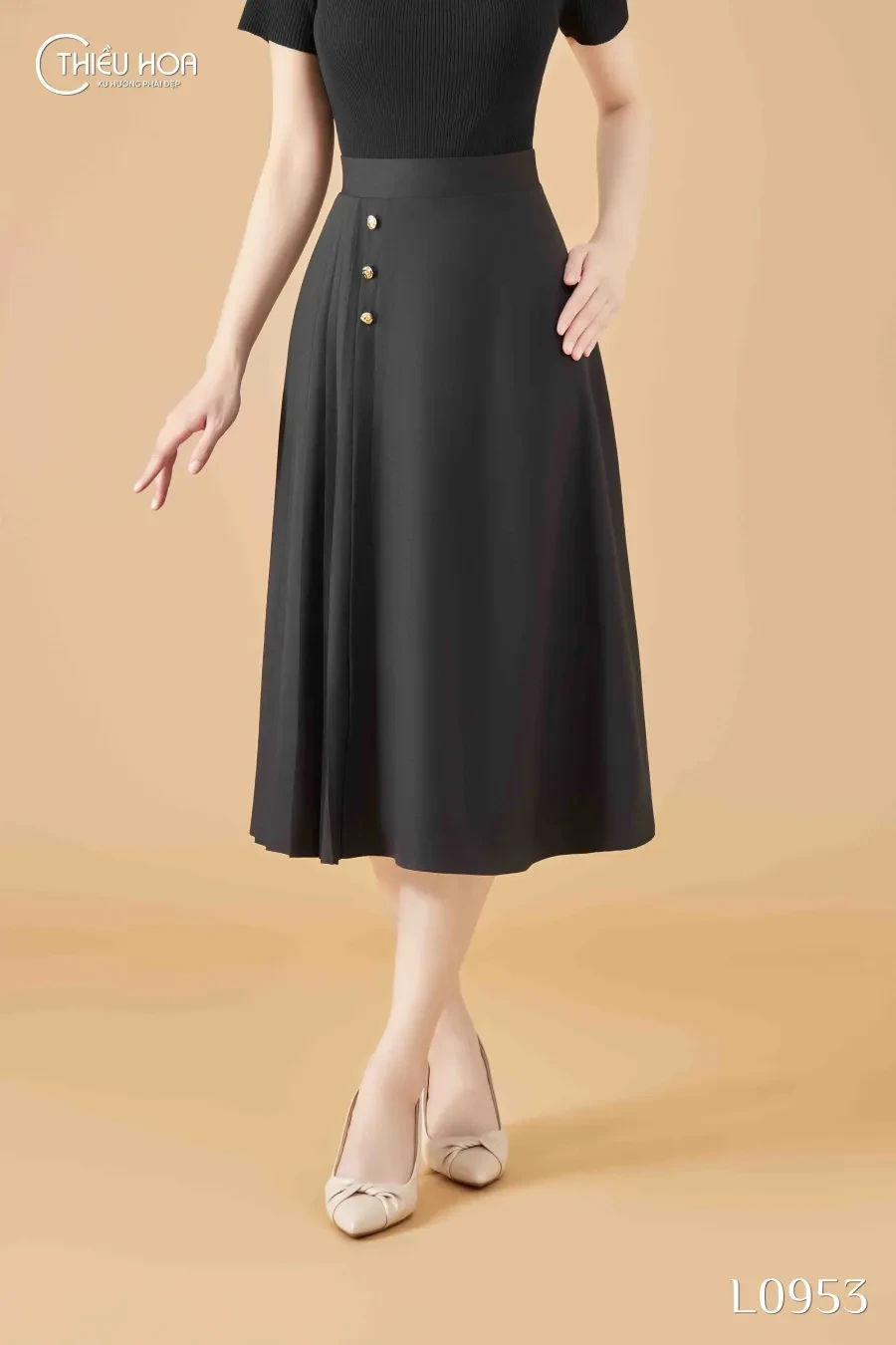 chon-trang-phuc-thoi-trang-cho-tuoi-trung-nien 4