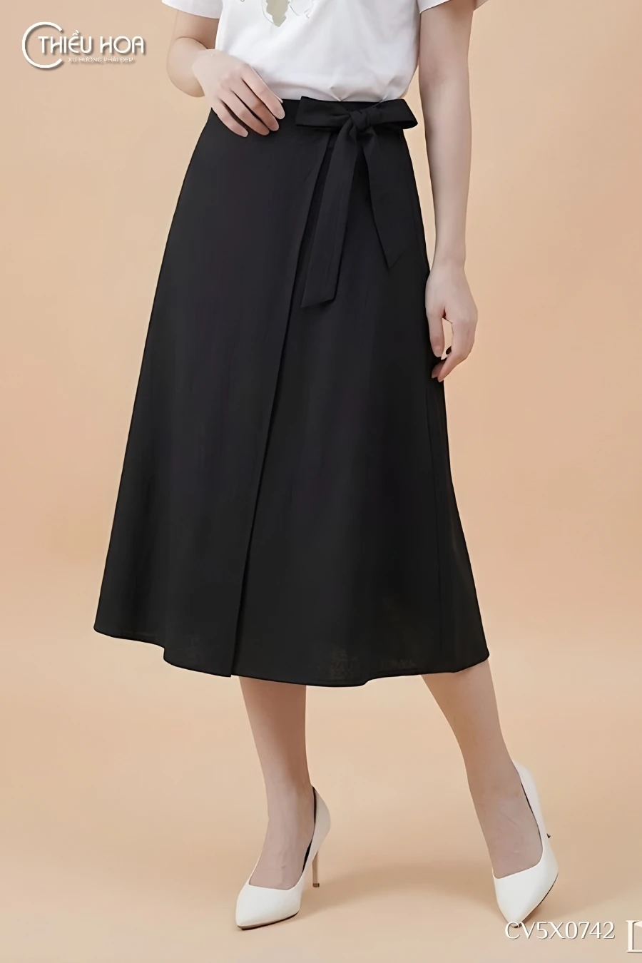 Ch&acirc;n v&aacute;y linen trung ni&ecirc;n CV5X0742