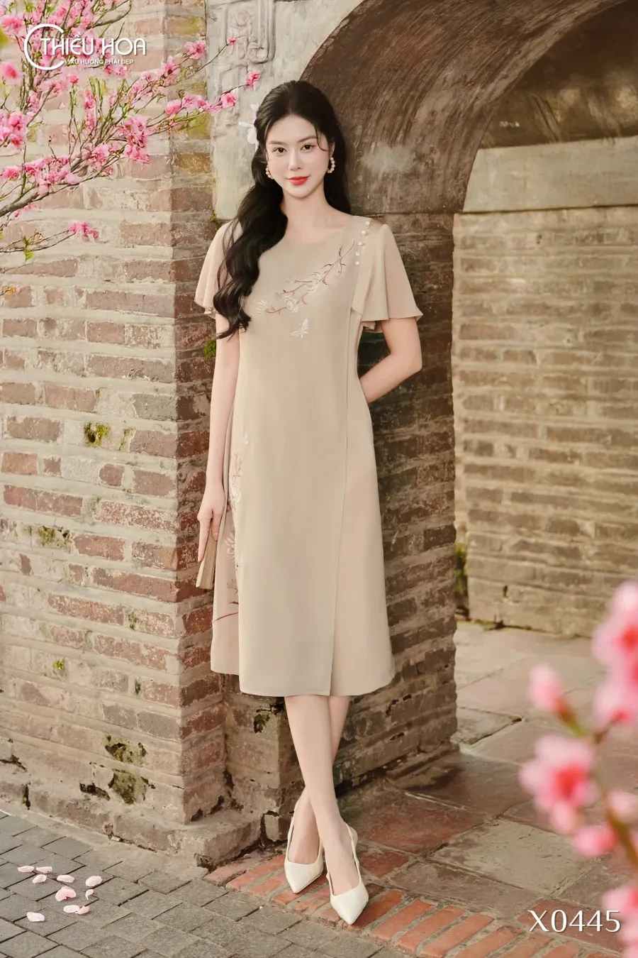 Màu nâu đất mang lại nét trưởng thành và tinh tế