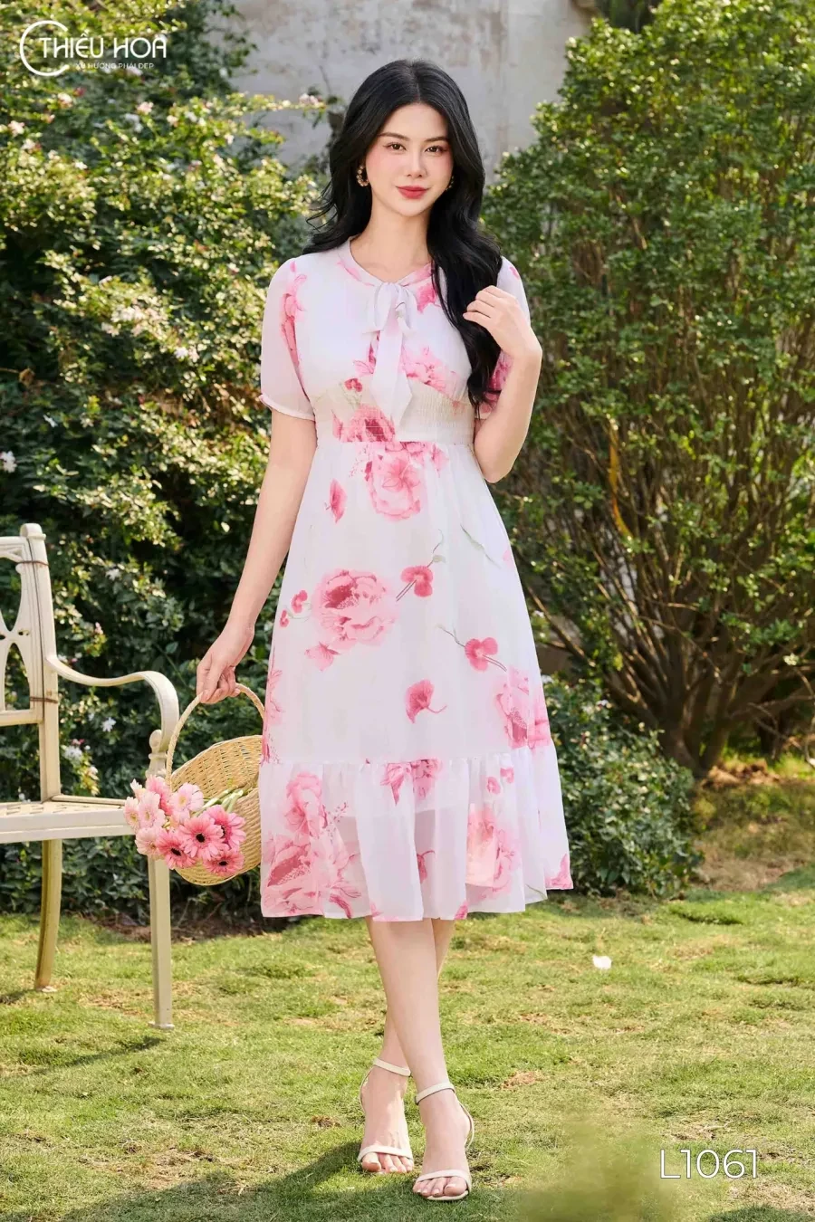 phu-nu-tuoi-50-mac-gi-dep 16