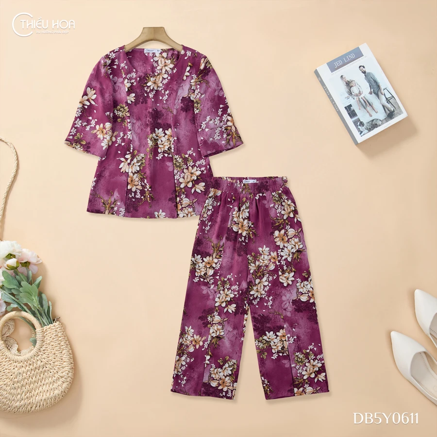 Đồ bộ trung ni&ecirc;n vải lụa DB5Y0611