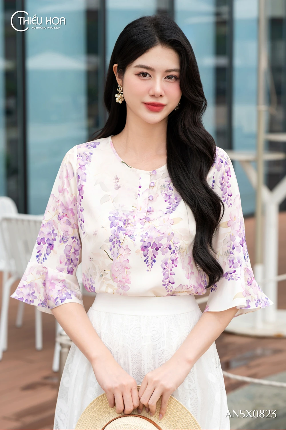 outfit-du-lich-cho-phu-nu-u40-u50 7