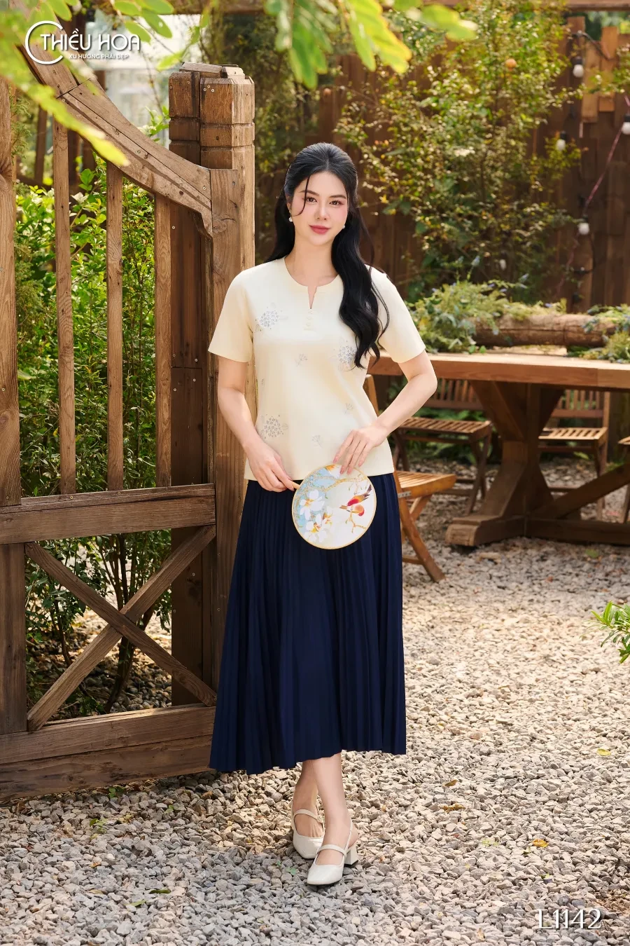 cam-nang-tuoi-trung-nien-mac-gi-khi-di-du-lich 1