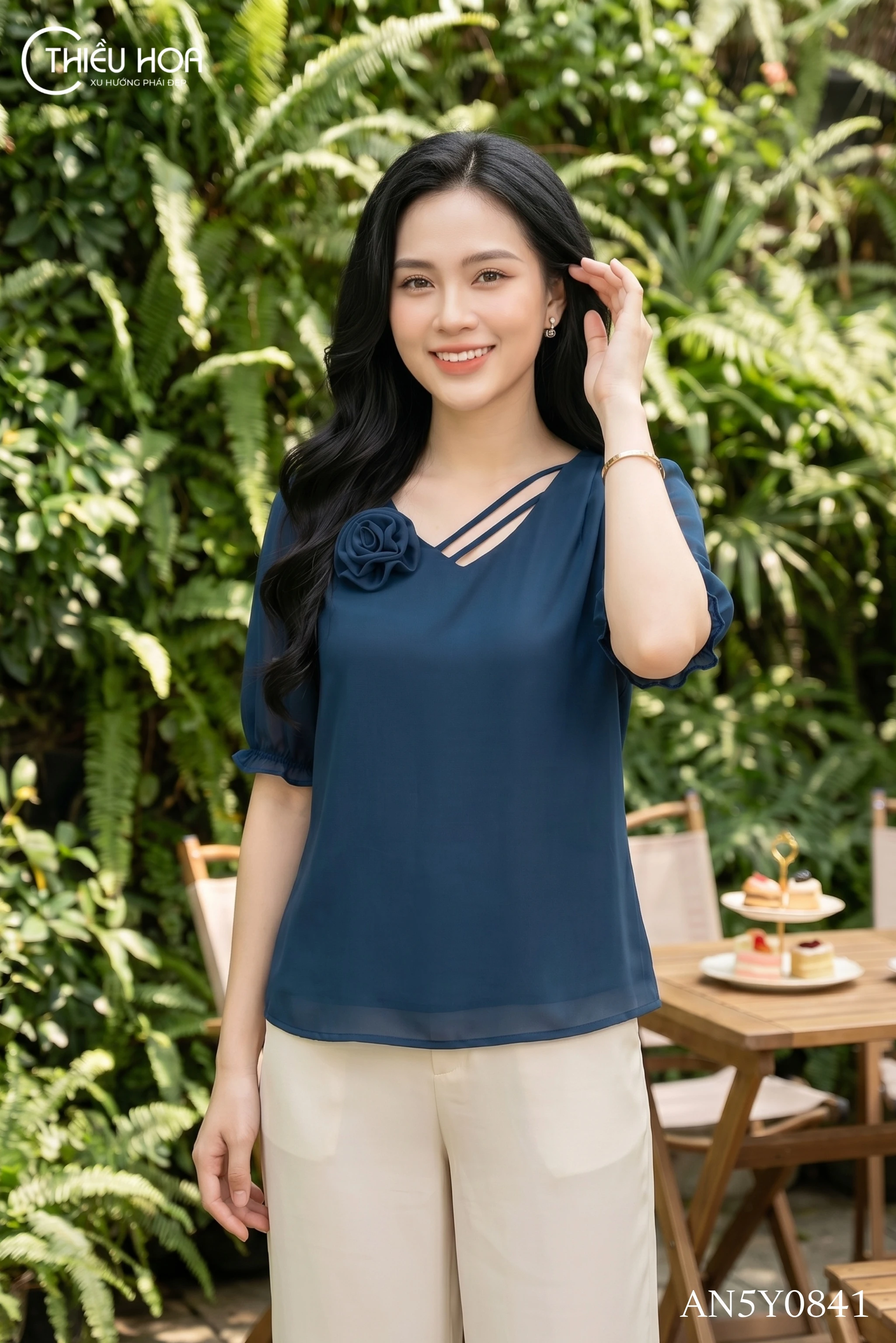 &Aacute;o kiểu trung ni&ecirc;n tằm &Yacute; AN5Y0841 đỉnh cao sự mềm mại