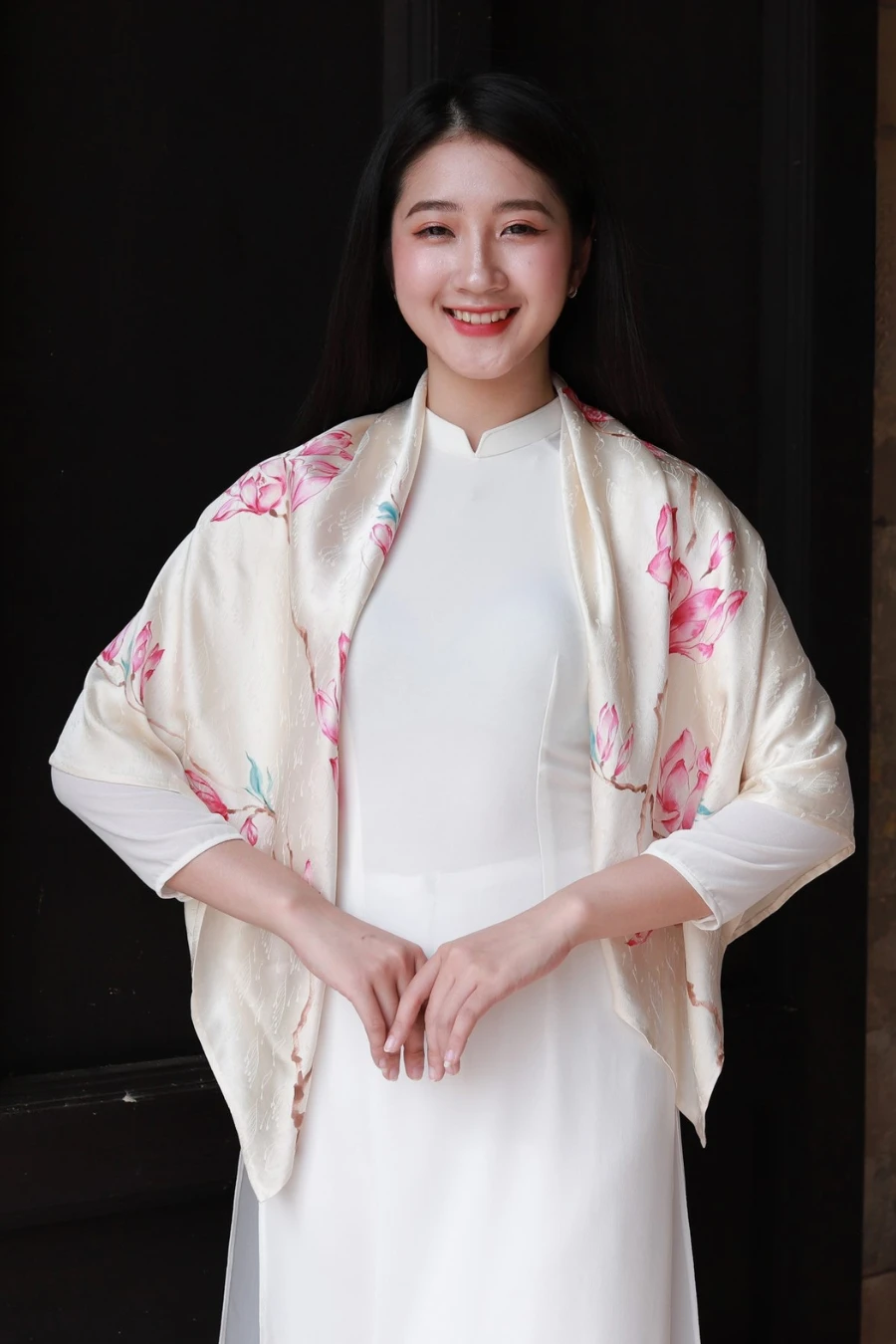khan-choang-ao-dai-di-tiec 4
