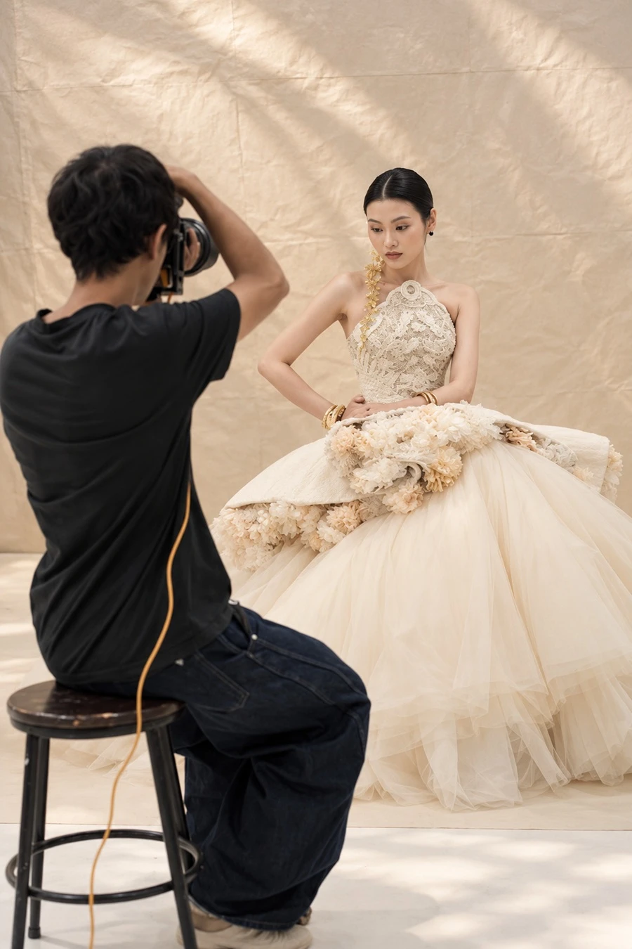 hanh-trinh-tu-van-chuong-den-thoi-trang 3